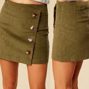 altard state- Olive Button-Front Mini Skirt